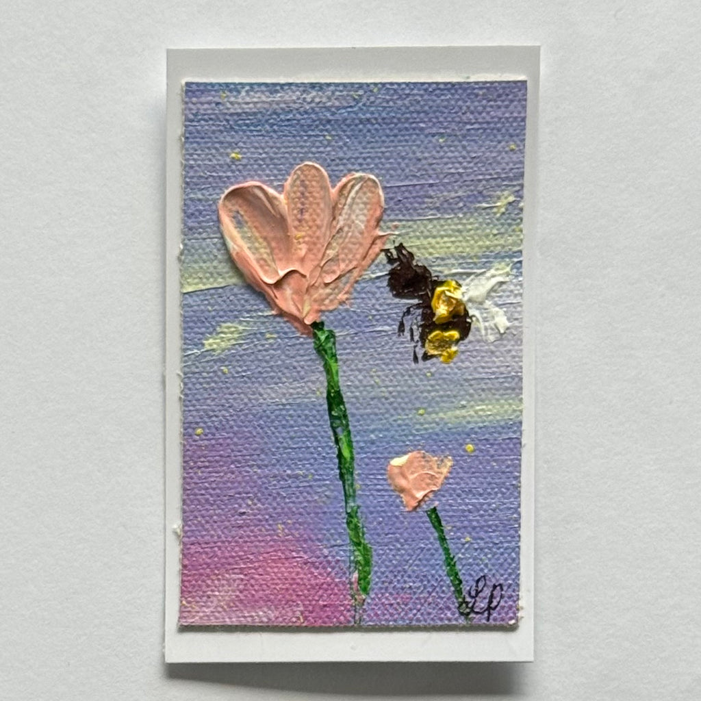 Little Pollinator No. 041 Radiate