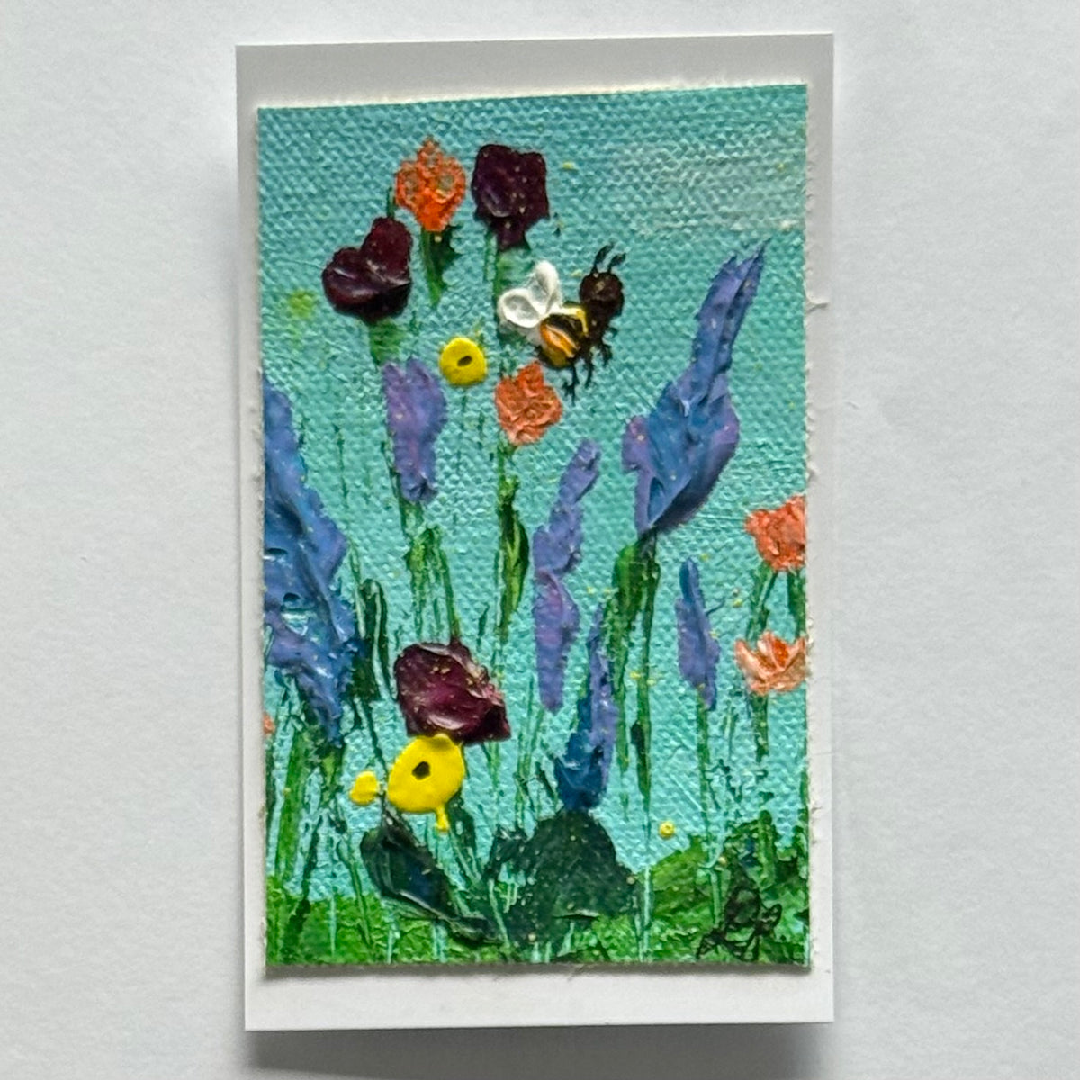 Little Pollinator No. 033 Worthy